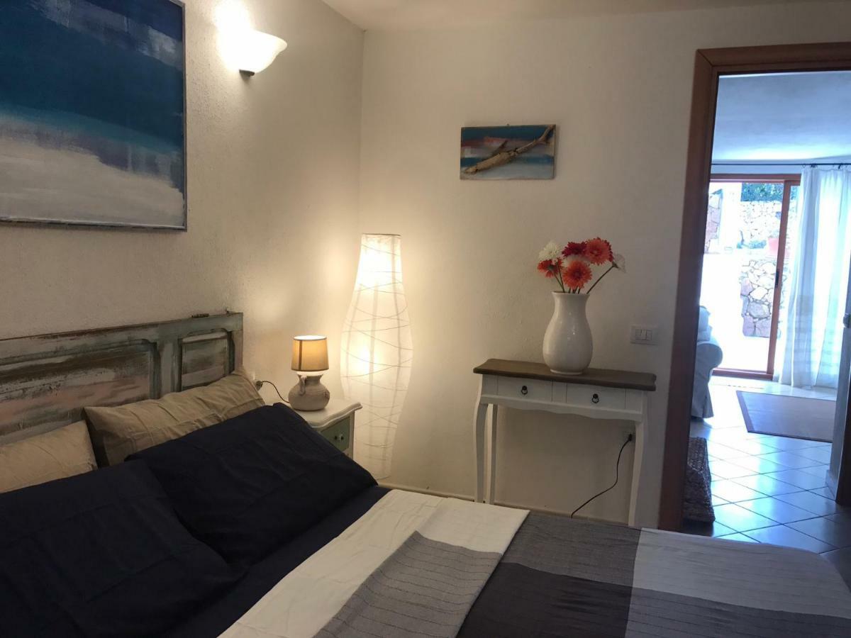 Le Case Del Mare Loiri Porto San Paolo Exterior foto