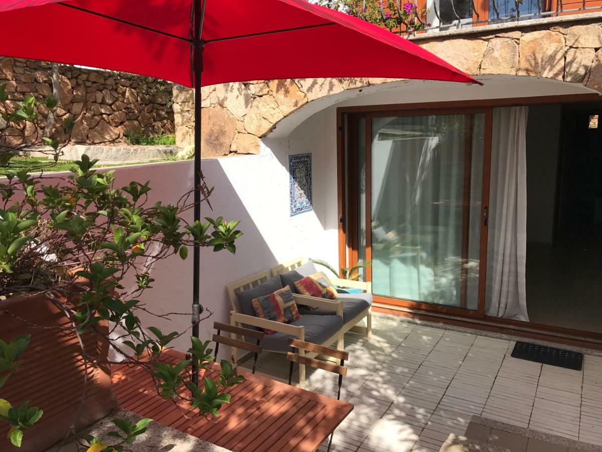 Le Case Del Mare Loiri Porto San Paolo Exterior foto